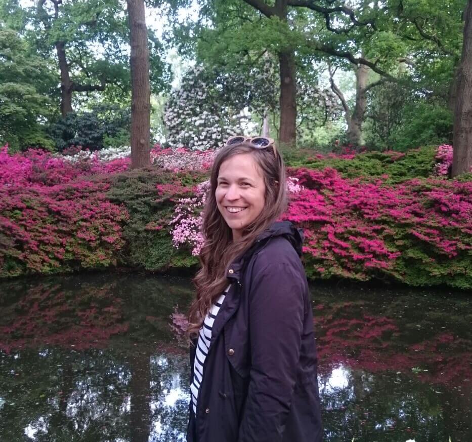 picture of volunteer